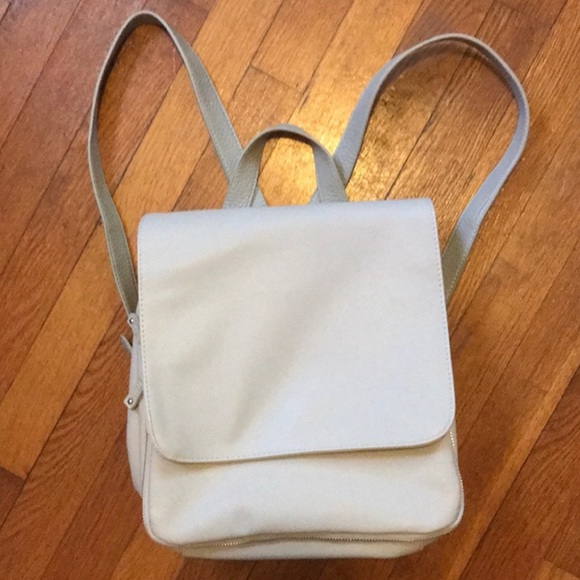 Urban Outfitters Faux Leather Gray Taupe Backpack - Picture 4 of 10